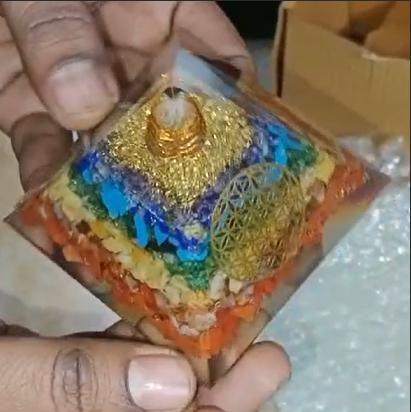 Seven Chakra Orgon Pyramid – Healing Crystal Energy Pyramid for Positive Energy & Balance - Shop-Vibe #